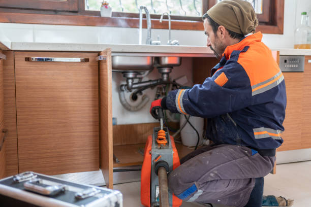 Best Clogged Drain Plumber  in Leavittsburg, OH